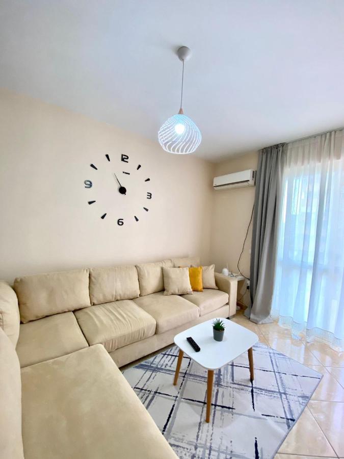 Chlo Apartment 2 ティラナ エクステリア 写真